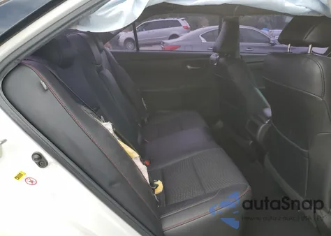 2015 Toyota Camry Le z USA, uszkodzony, nr VIN 4T1BF1FKXFU932547